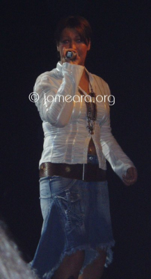 josinging.jpg