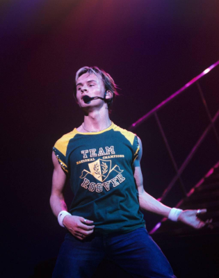 Keywords: Jon Lee;Tour